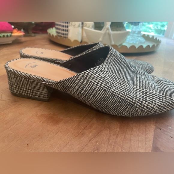 Gap Women's Sz 9 Black White Glen Plaid Tweed Fabric Slide Block Heel Mules - Picture 4 of 10